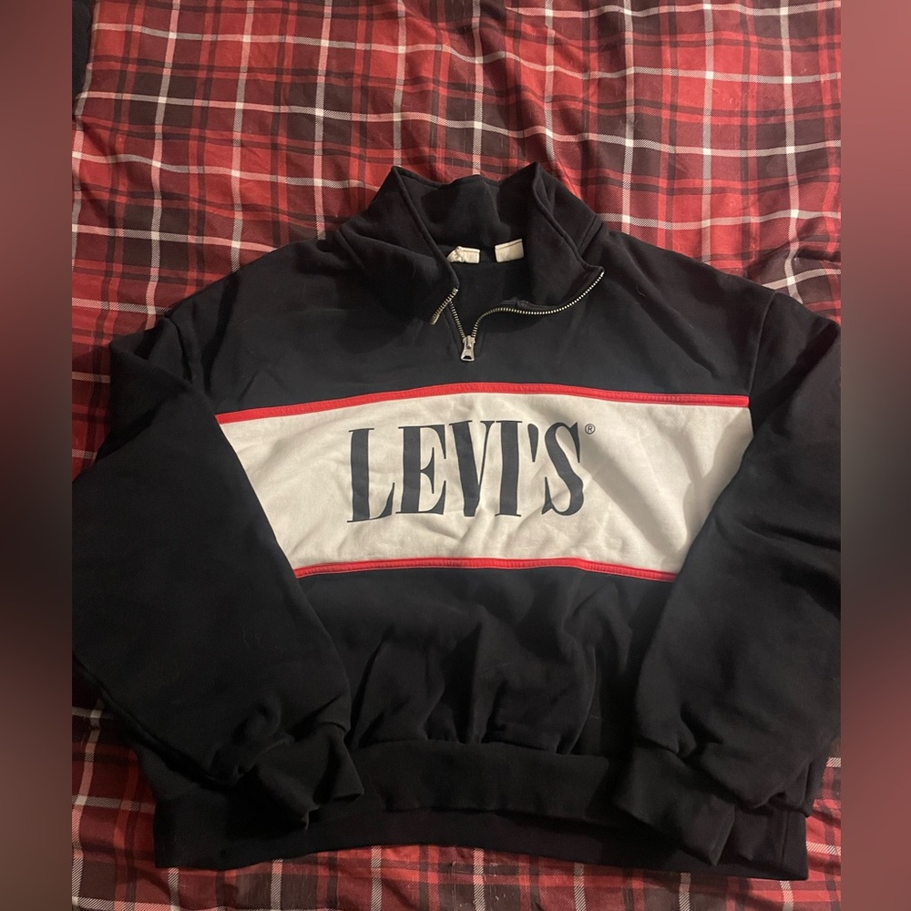 Levi's Classic Black and White Sweatshirt